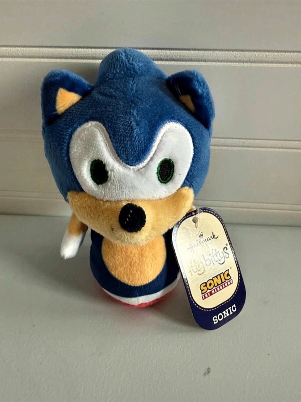 Hallmark Itty Bittys Sonic the Hedgehog Plush Blue & Yellow